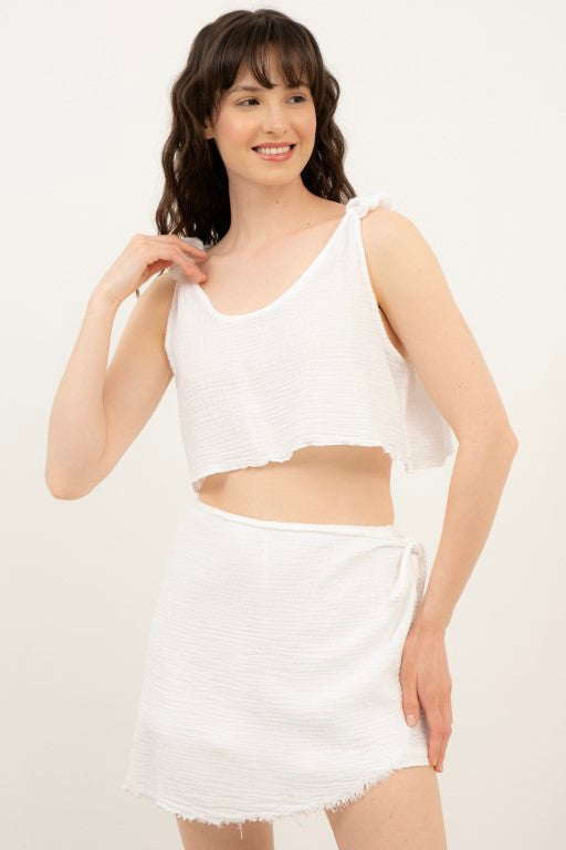 Omuz Detaylı Askılı Crop Top